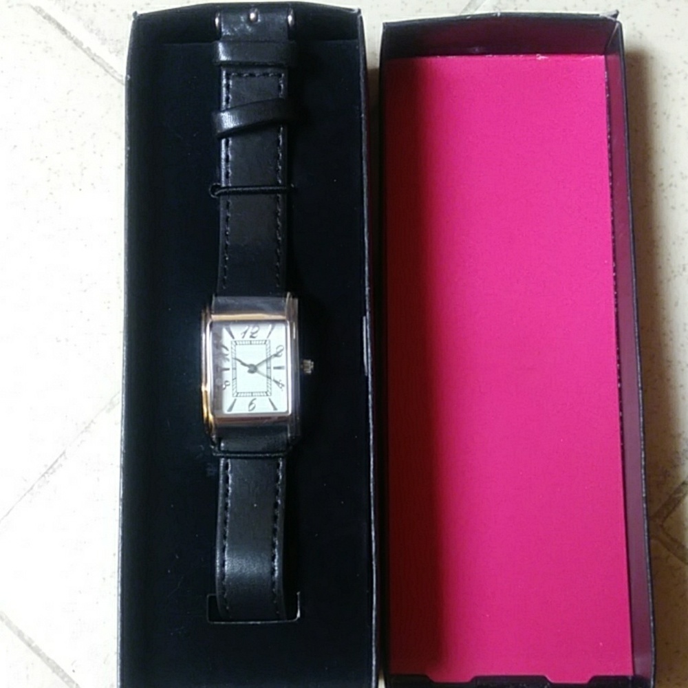 Avon Paris Chic Black Wrist Watch New